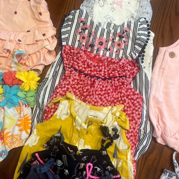 Girls 3 month Assorted Baby Clothing Bundle for warm weather spring and summer - Picture 3 of 8